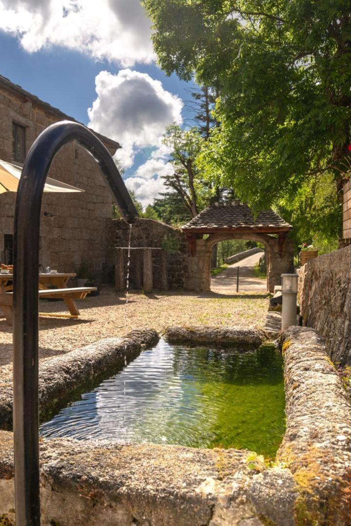 Gite De La Grange - Domaine De Coulagnettes Serverette 외부 사진
